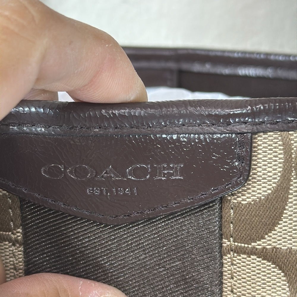 (X2) Coach, Brown shoulder bag with signature founded in 1941 - Picture 3 of 15